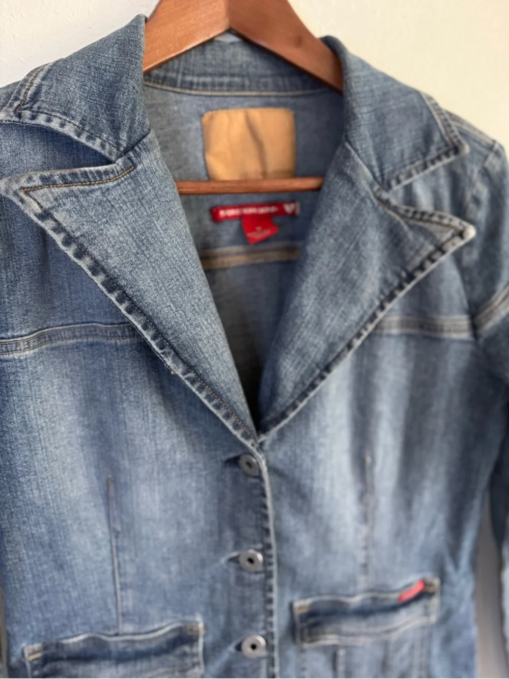 GUESS Denim Jacket Cropped Stretch Y2K Blue Jean Jacket Women M - Picture 3 of 9